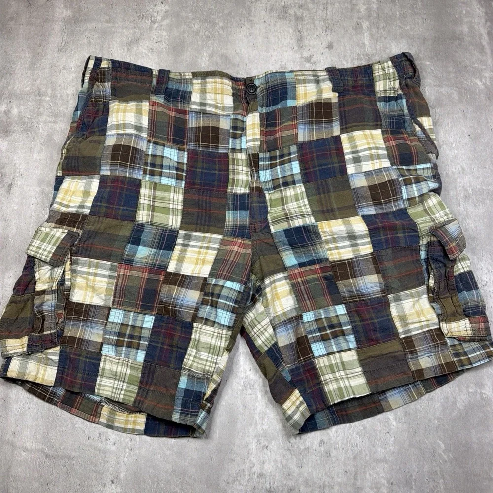 Vintage Roundtree & Yorke Patchwork Cargo Shorts Size 48 Y2K Summer
